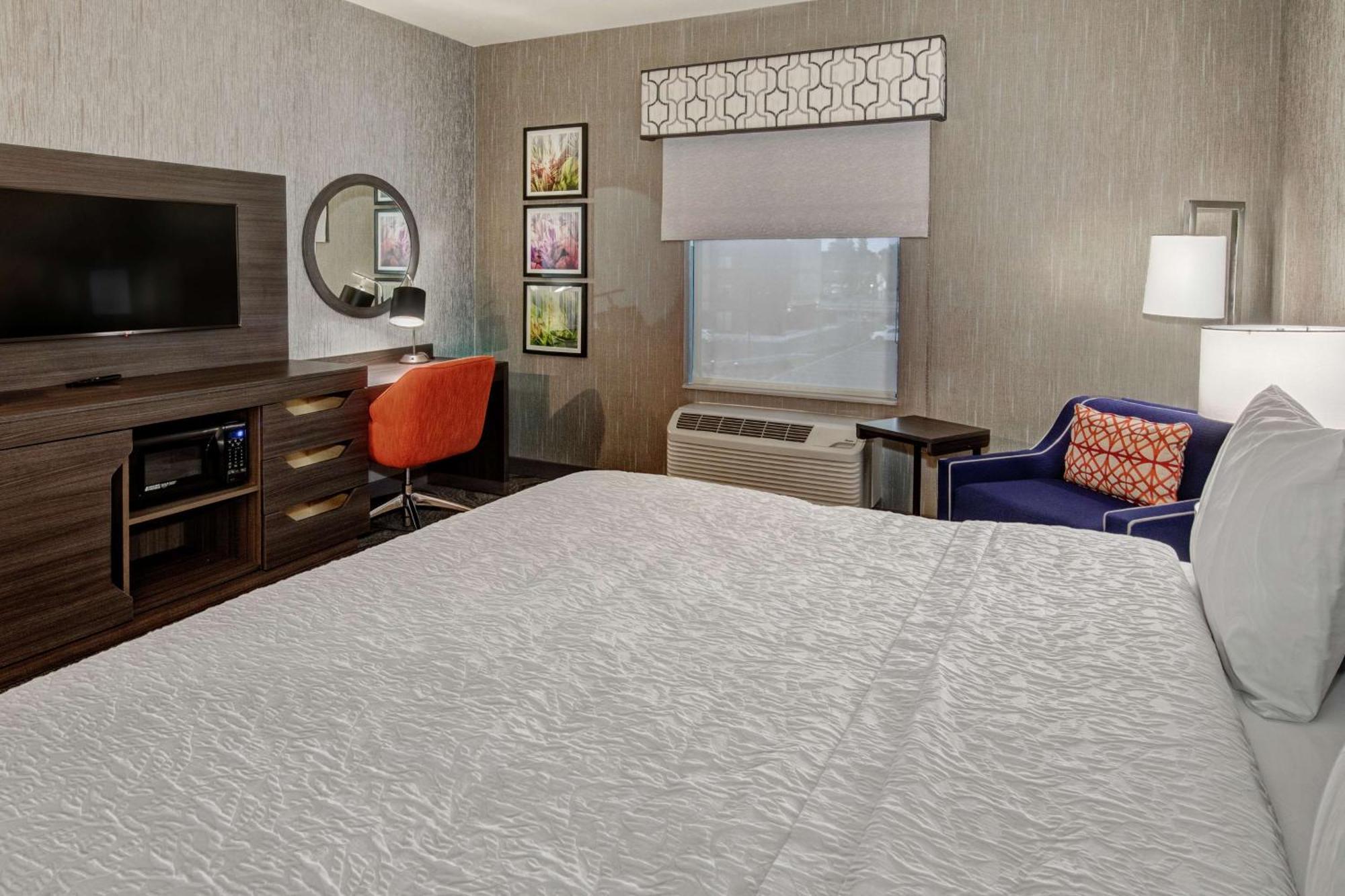 Hampton Inn Fresno Airport Екстериор снимка